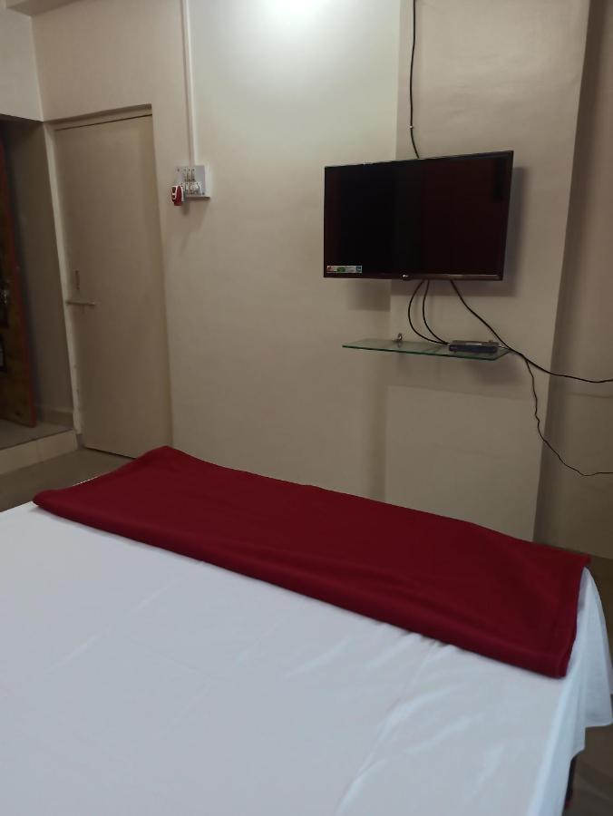 Malwade Motels Пуне Екстер'єр фото